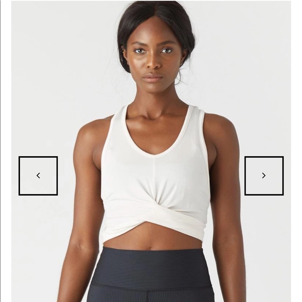 Twist Tank Crop